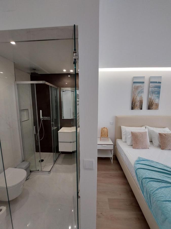 Beach Life Apartment, New, Elegant And Cozy Nazaré Exteriör bild