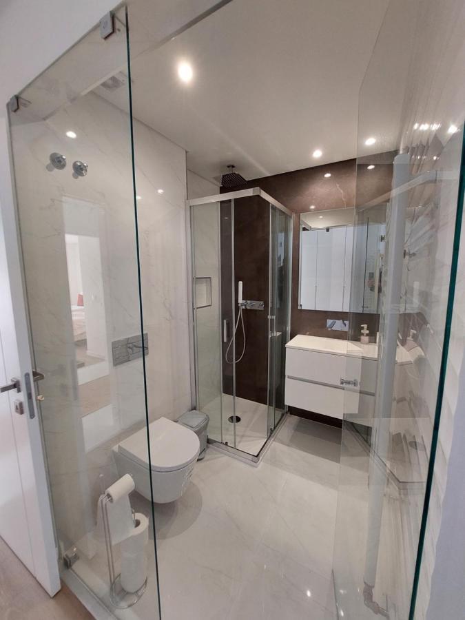 Beach Life Apartment, New, Elegant And Cozy Nazaré Exteriör bild