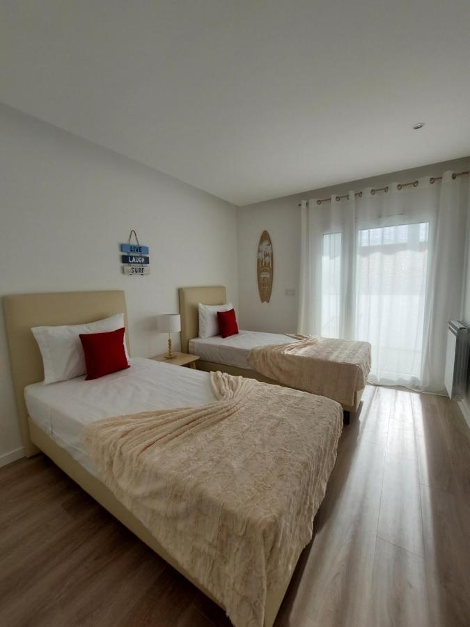 Beach Life Apartment, New, Elegant And Cozy Nazaré Exteriör bild