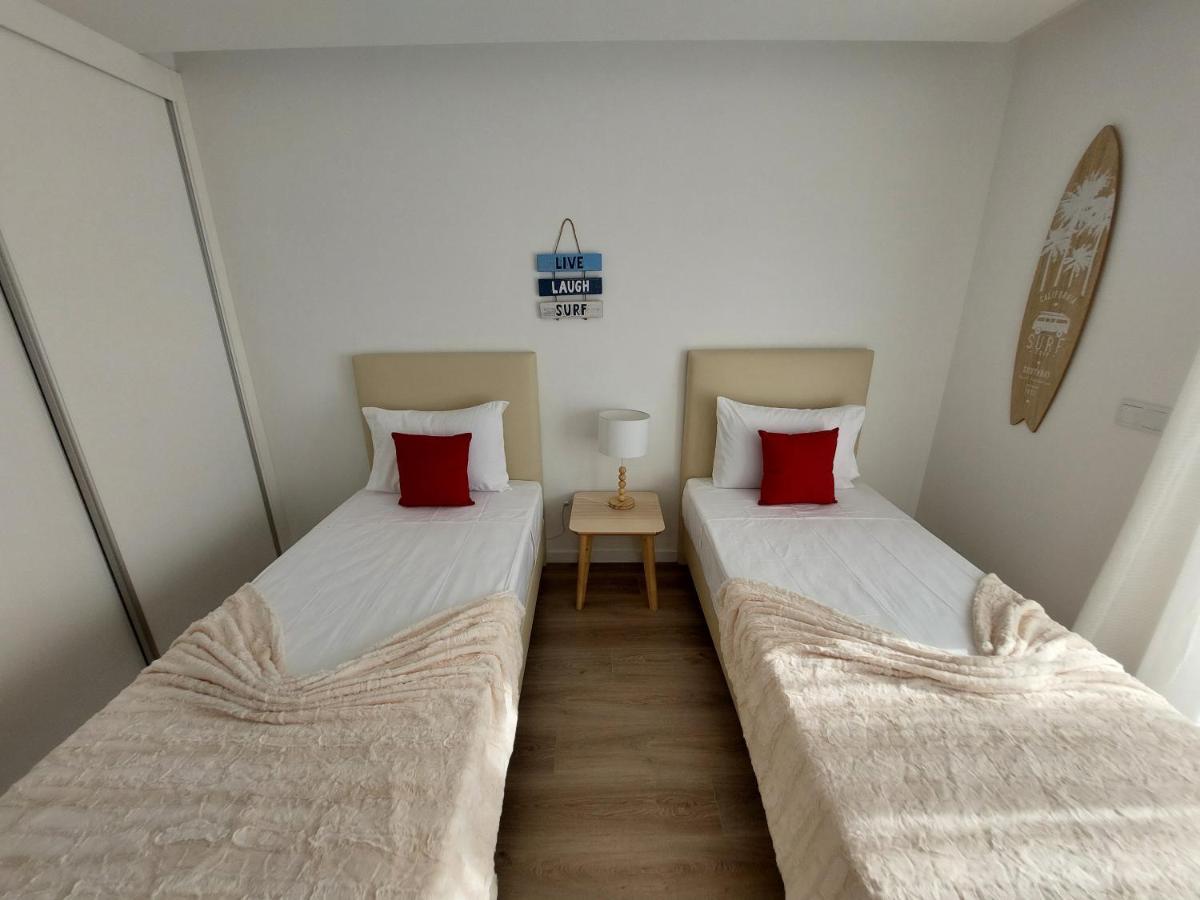 Beach Life Apartment, New, Elegant And Cozy Nazaré Exteriör bild